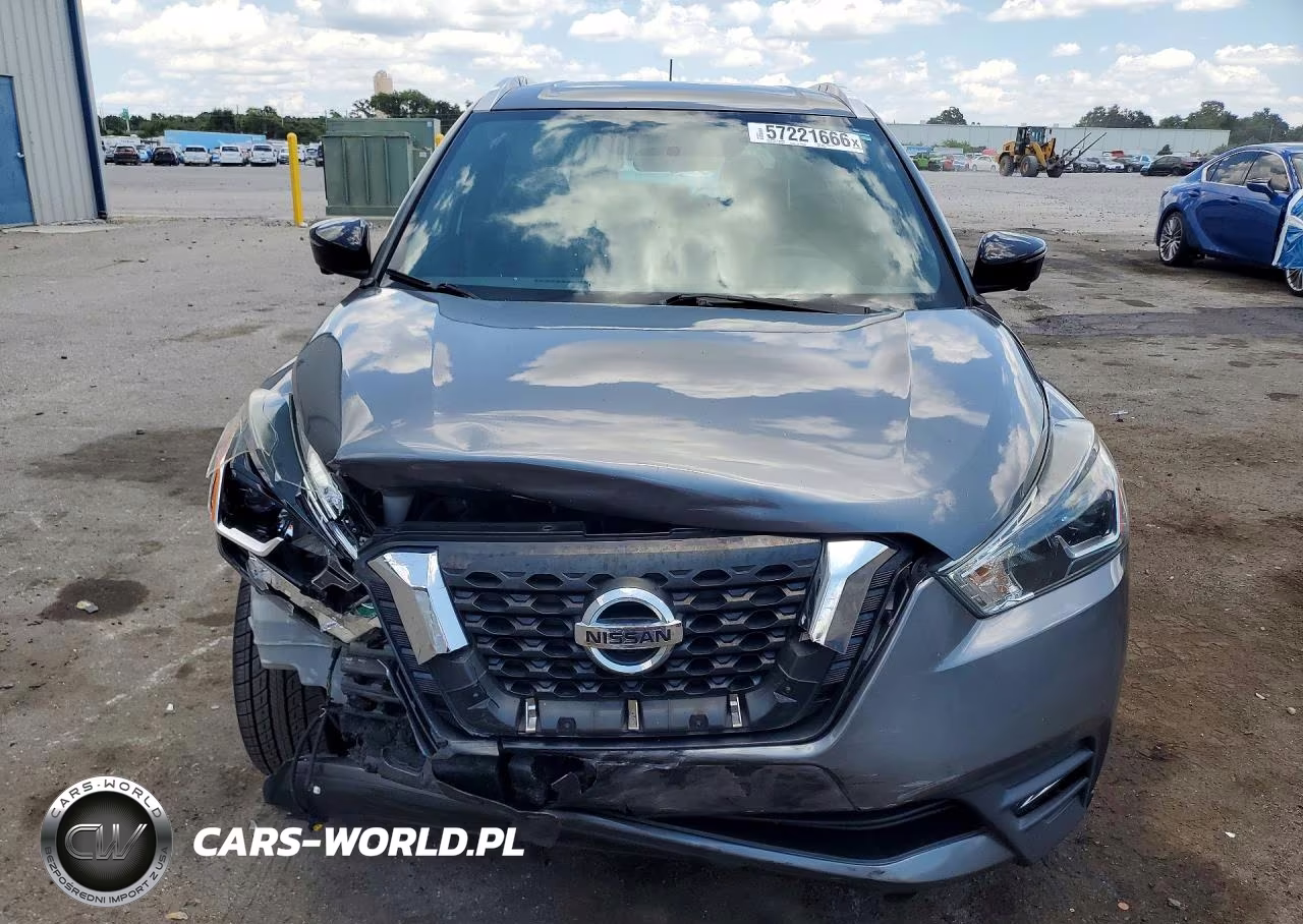2018 Nissan Kicks Sr VIN:3N1CP5CU5JL501896 - 5