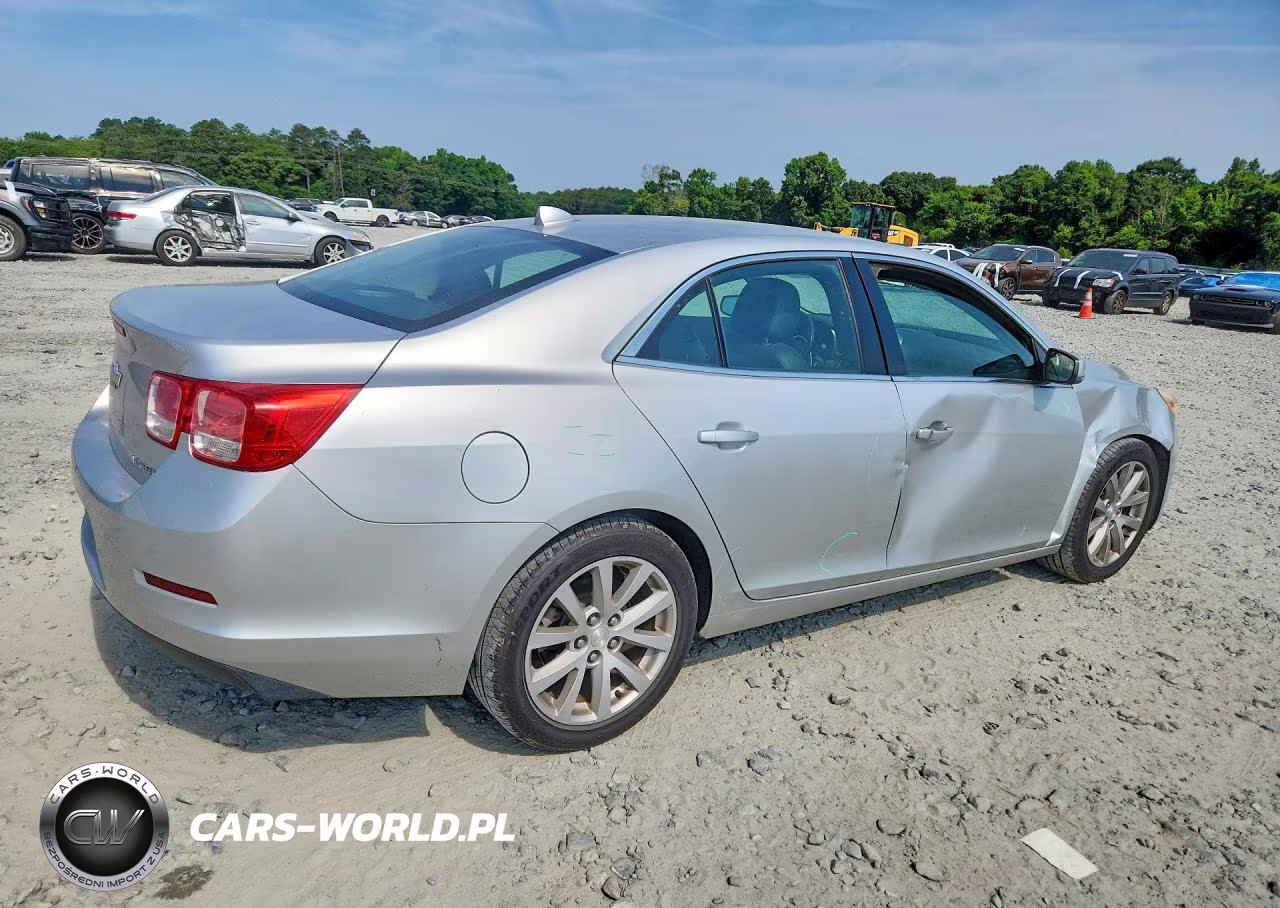 2014 Chevrolet Malibu 2Lt VIN:1G11E5SL7EU137584 - 3