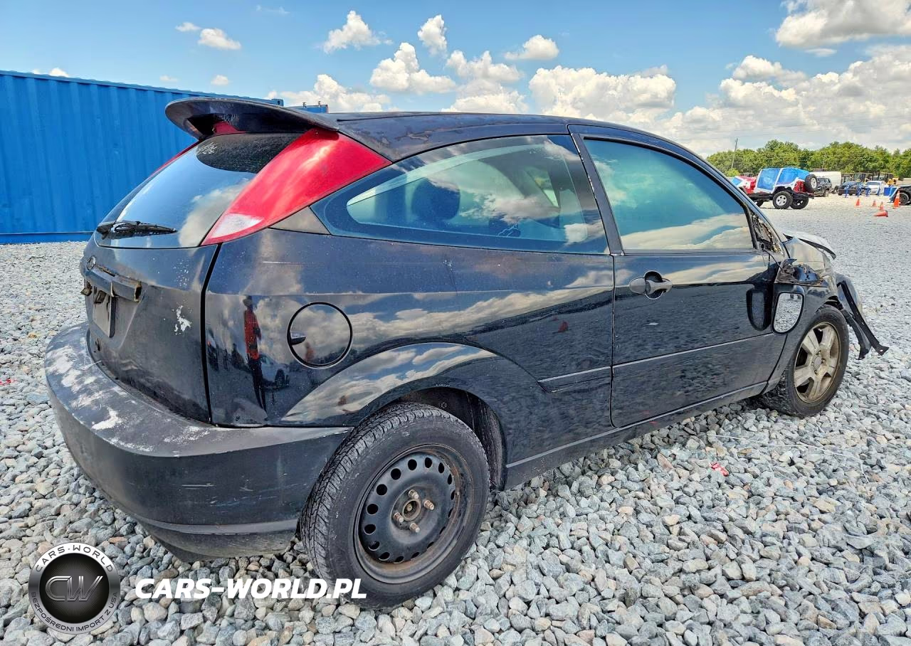2007 Ford Focus Zx3 VIN:1FAHP31N47W286796 - 3
