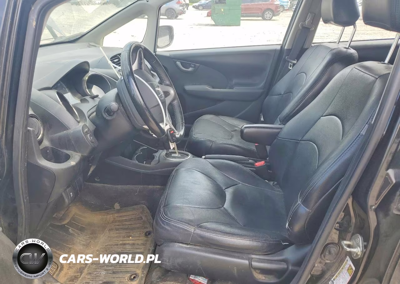 2013 Honda Fit Sport VIN:JHMGE8H6XDC038328 - 7