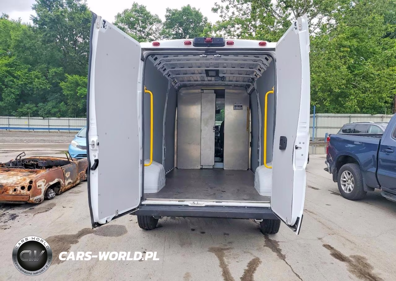2025 Ram Promaster 2500 Delivery Van VIN:3C6LRVDG3SE562550 - 10