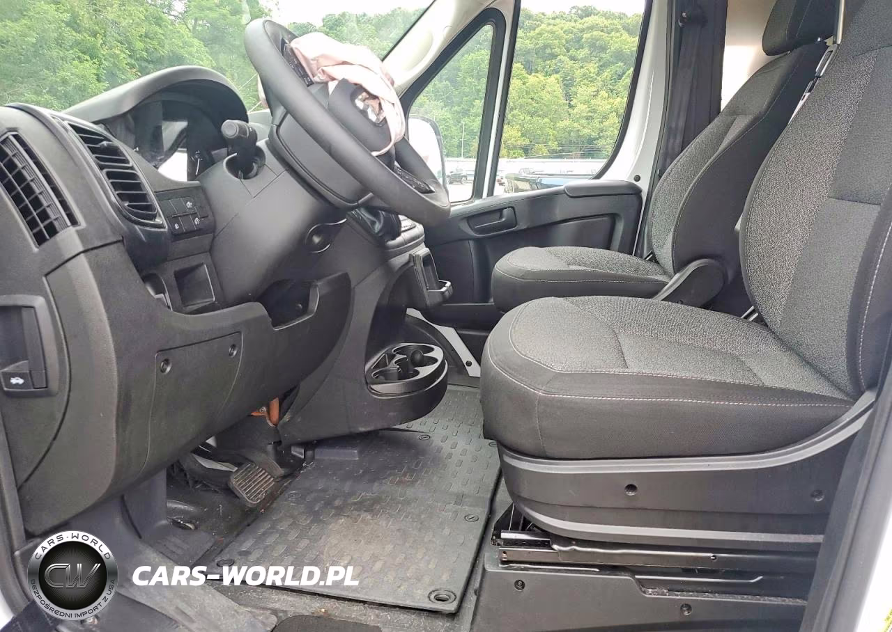 2025 Ram Promaster 2500 Delivery Van VIN:3C6LRVDG3SE562550 - 7