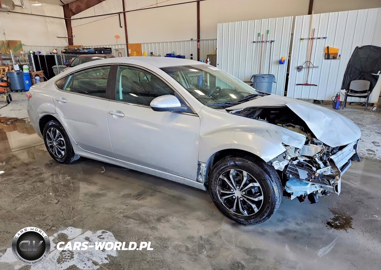 2010 Mazda 6 I VIN:1YVHZ8BHXA5M22060 - 4