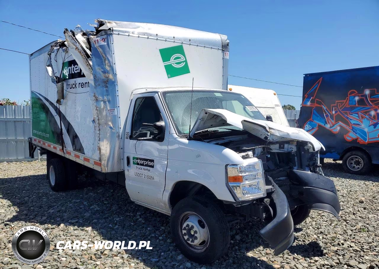 2024 Ford Econoline E450 Super Duty Cutaway Van VIN:1FDXE4FN9RDD08991 - 4
