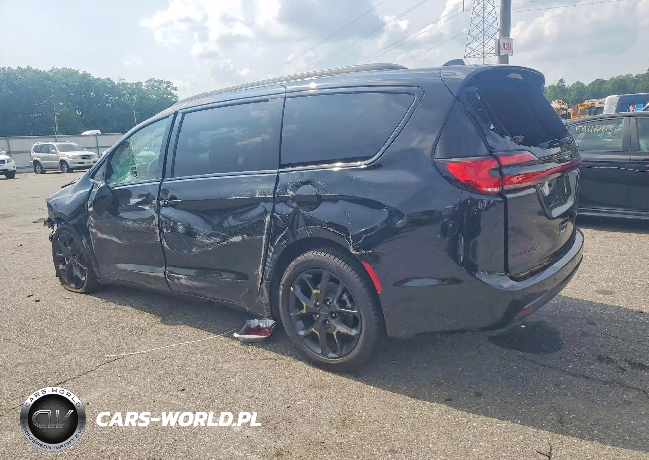 2027 Chrysler Pacifica Limited VIN:2C4RC1GG6VR552901 - 2