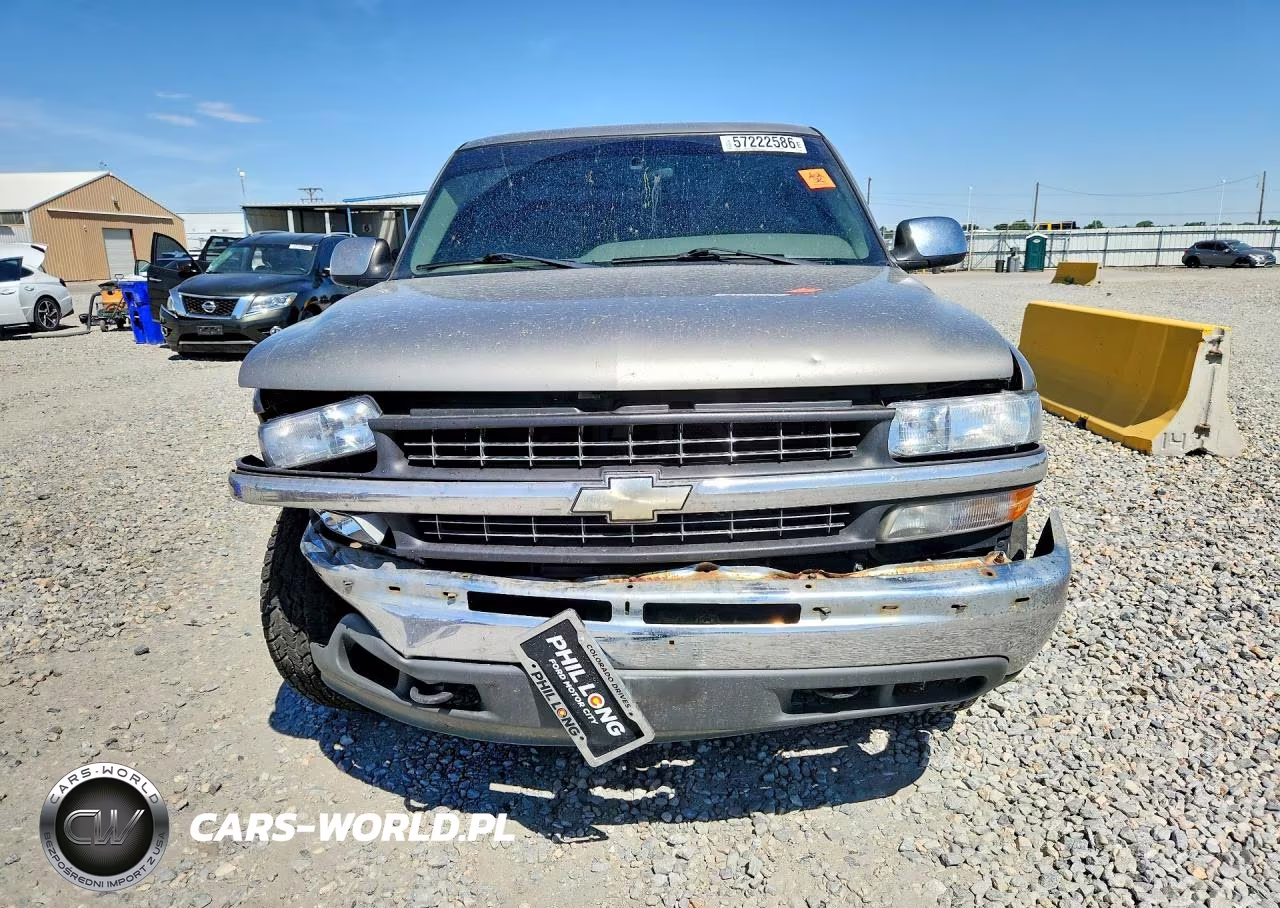2000 Chevrolet Silverado K1500 VIN:1GCEK19T1YE327668 - 5