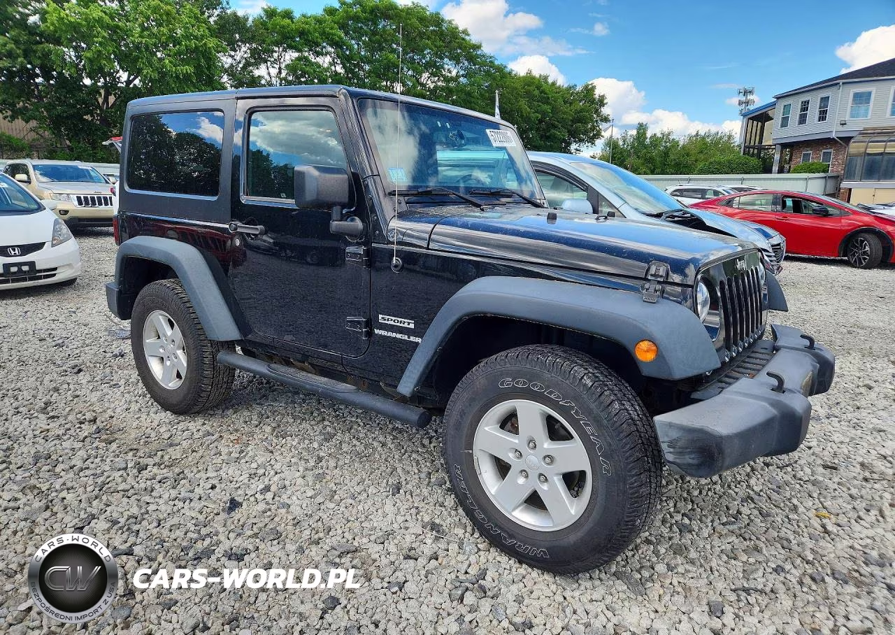 2016 Jeep Wrangler Sport VIN:1C4AJWAG1GL140163 - 4