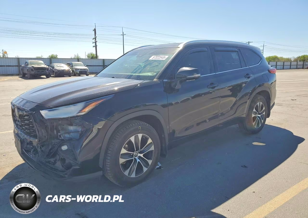 2021 Toyota Highlander Hybrid Xle – zdjęcie 1 z 12