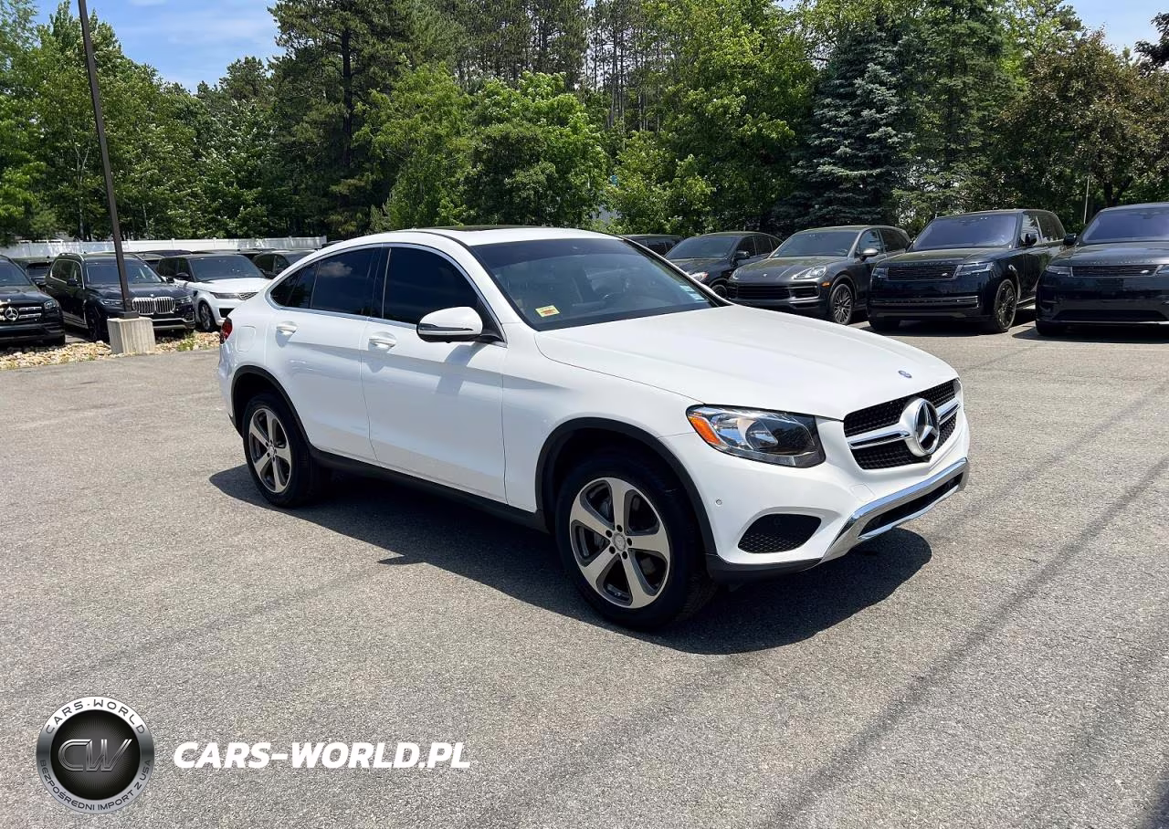 2017 Mercedes-Benz Glc Coupe 300 4Matic – zdjęcie 1 z 10