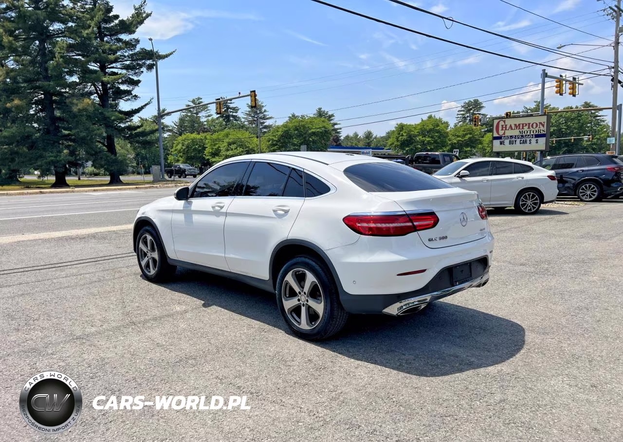 2017 Mercedes-Benz Glc Coupe 300 4Matic VIN:WDC0J4KB8HF132039 - 3