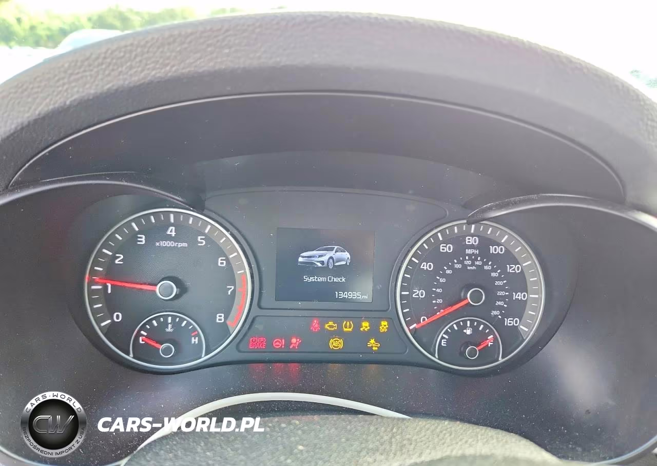 2019 Kia Optima VIN:5XXGT4L36KG333422 - 9
