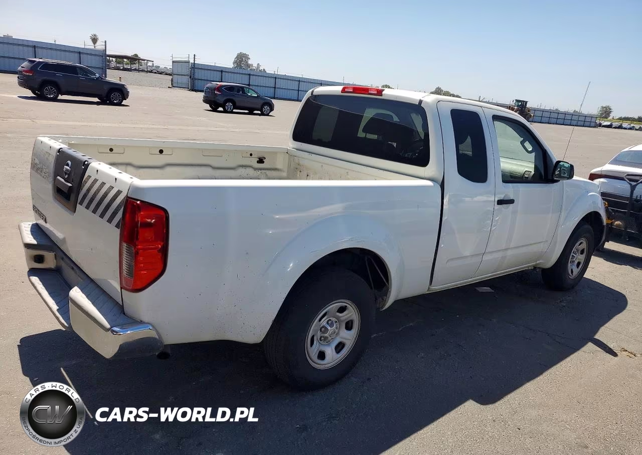 2015 Nissan Frontier S VIN:1N6BD0CT3FN731050 - 3