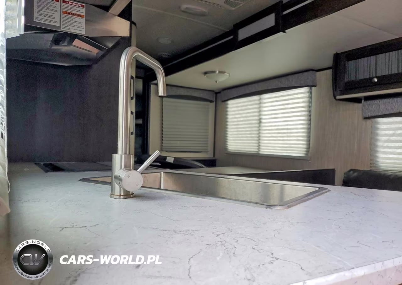 2019 Heartland Shadow Cruiser Camper VIN:5RXDB3125K1400529 - 6
