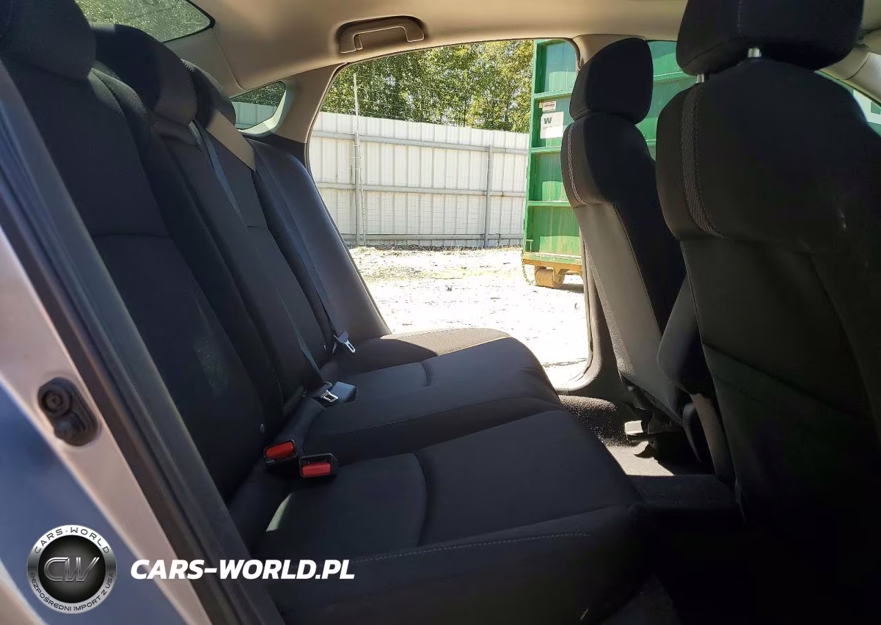 2018 Honda Civic Ex VIN:2HGFC2F8XJH026565 - 10