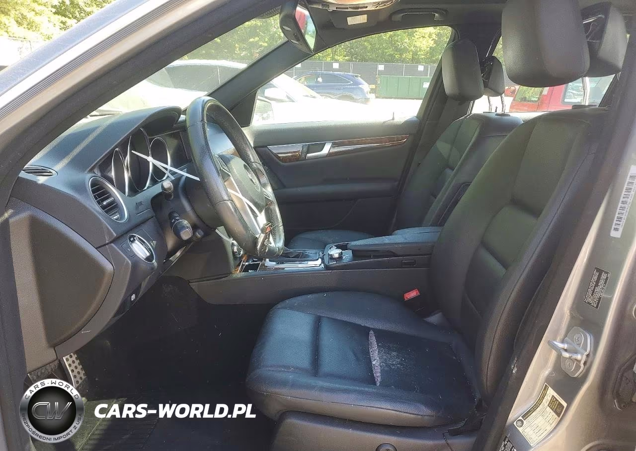 2012 Mercedes-Benz C 300 4Matic VIN:WDDGF8BB7CR204164 - 7