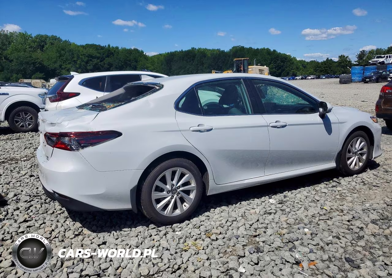 2023 Toyota Camry Le VIN:4T1R11BKXPU079765 - 3