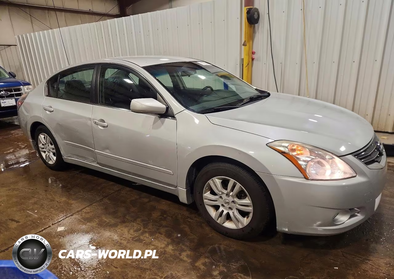 2012 Nissan Altima 2.5 VIN:1N4AL2AP7CN555818 - 4