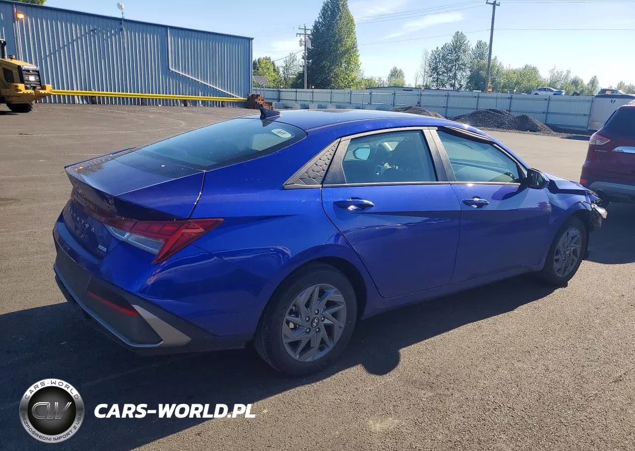 2026 Hyundai Elantra Hybrid VIN:KMHLM4DJ1TU187219 - 3