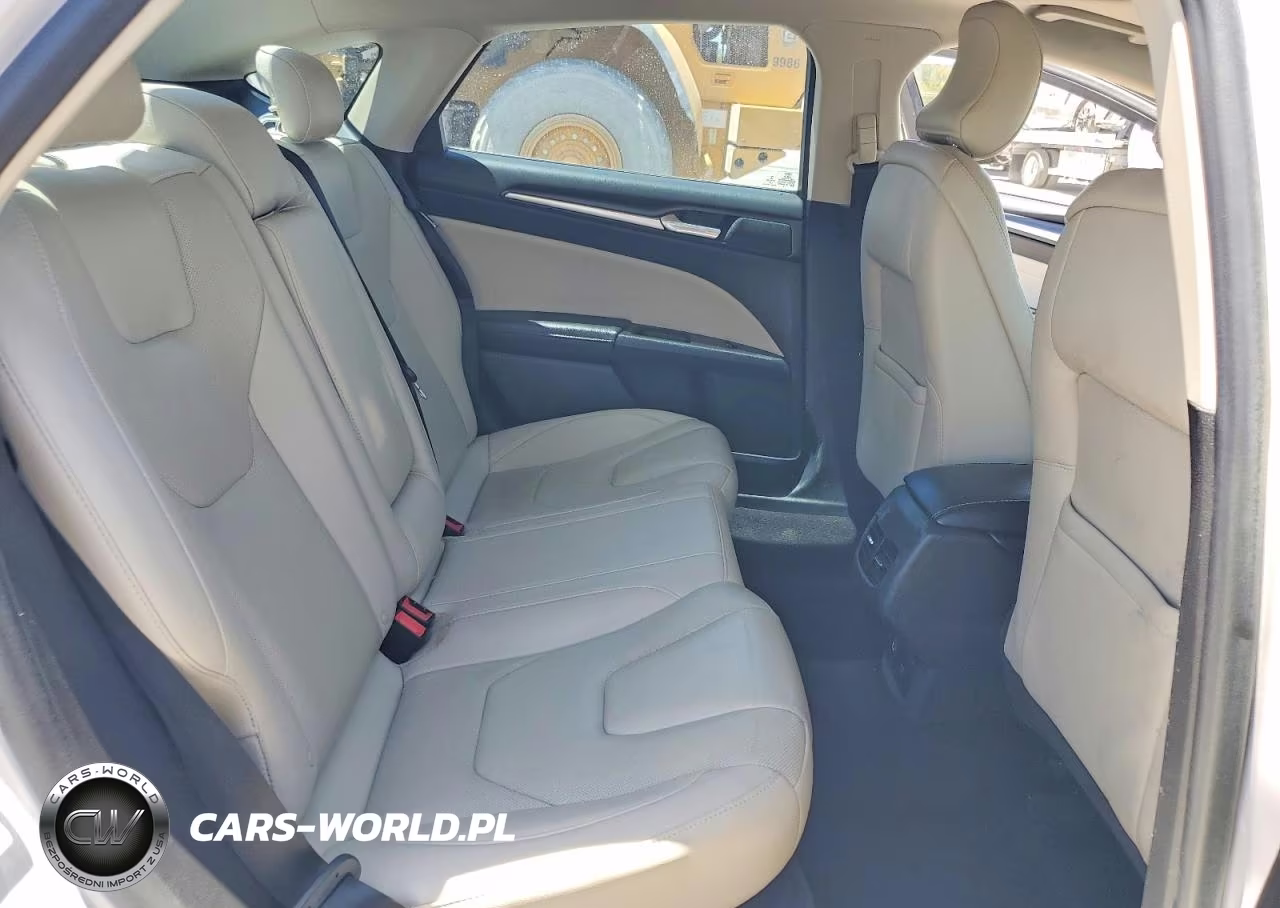 2017 Ford Fusion Titanium VIN:3FA6P0K94HR162488 - 10