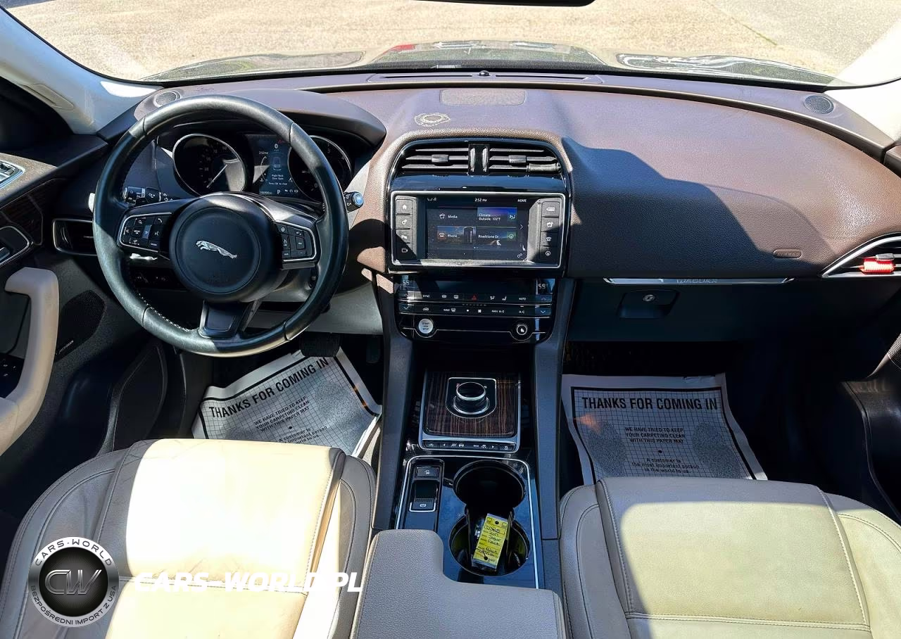 2017 Jaguar F-Pace Prestige VIN:SADCK2BN7HA085506 - 9