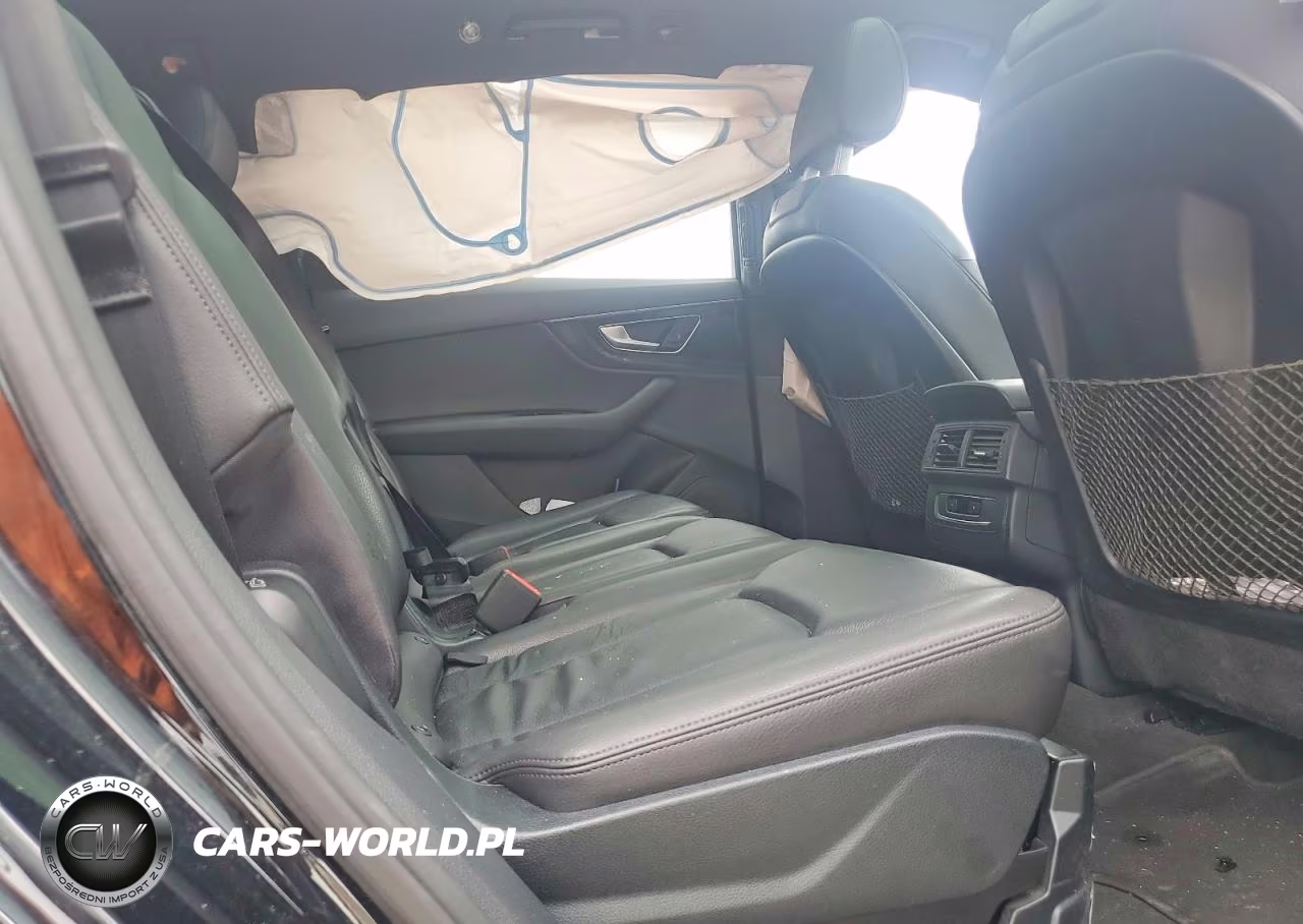 2017 Audi Q7 Premium VIN:WA1AAAF75HD004703 - 11
