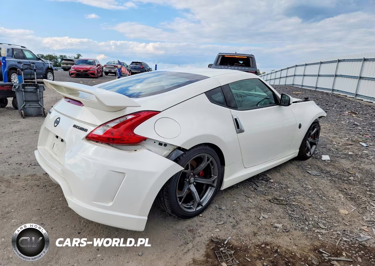 2013 Nissan 370Z Base VIN:JN1AZ4EH9DM881928 - 3