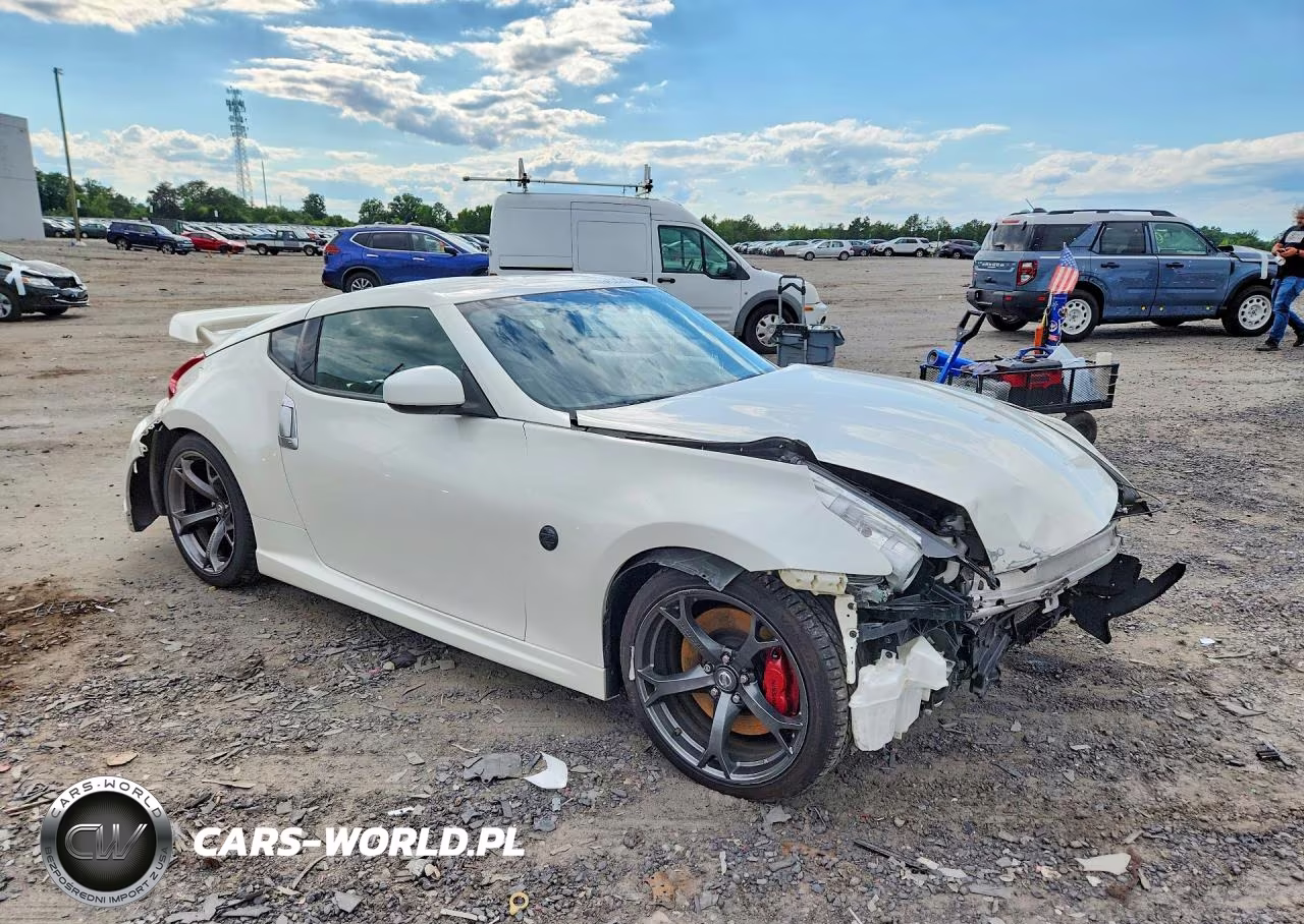 2013 Nissan 370Z Base VIN:JN1AZ4EH9DM881928 - 4