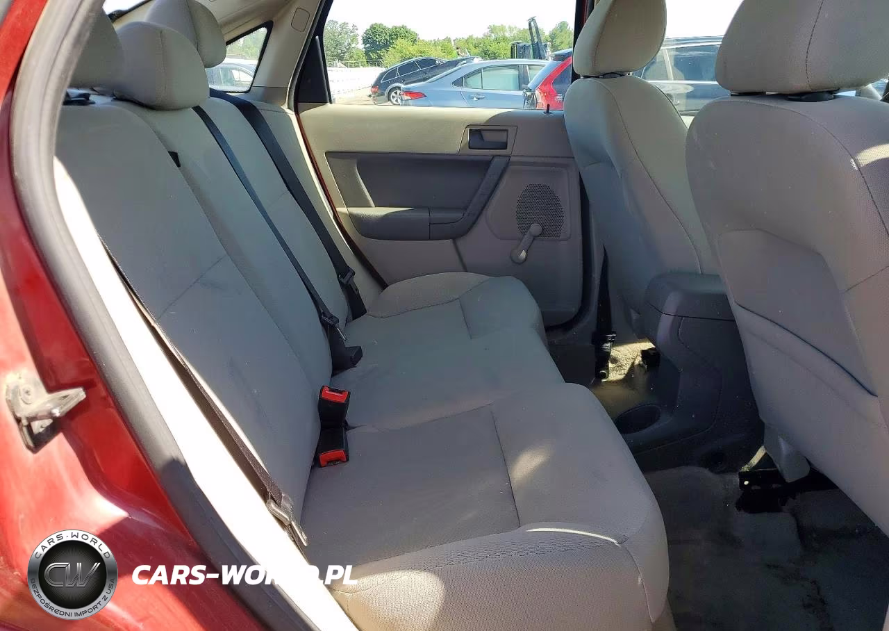 2011 Ford Focus S VIN:1FAHP3EN8BW100650 - 10