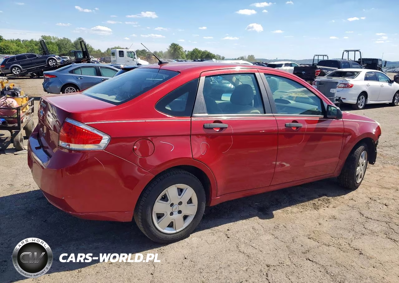 2011 Ford Focus S VIN:1FAHP3EN8BW100650 - 3