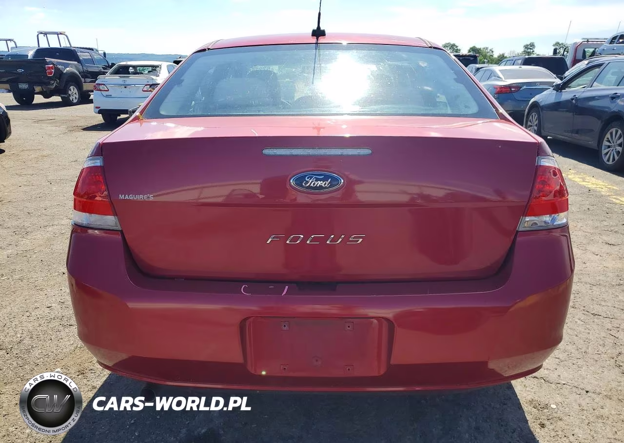 2011 Ford Focus S VIN:1FAHP3EN8BW100650 - 6