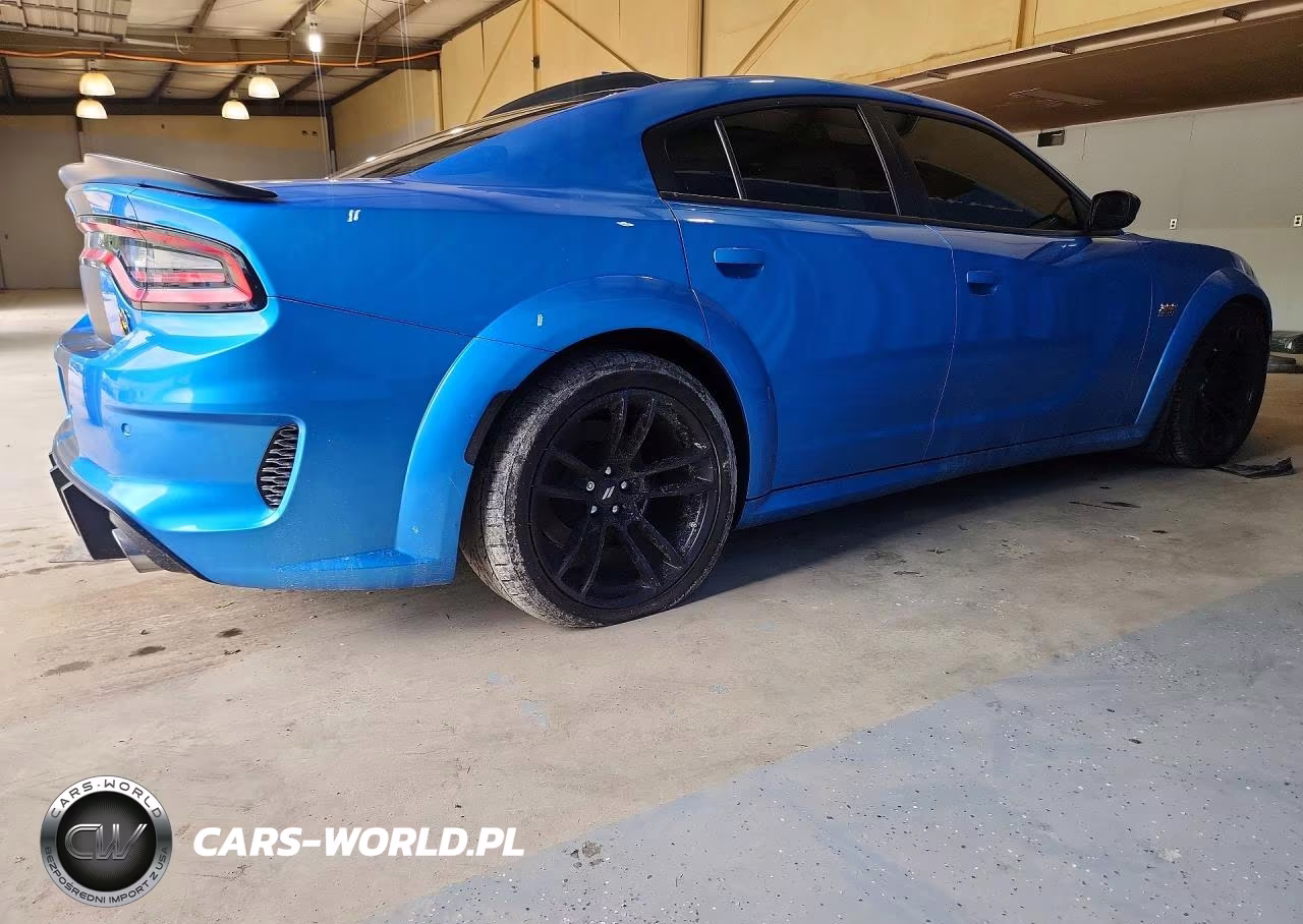 2023 Dodge Charger Scat Pack VIN:2C3CDXGJ7PH686749 - 3