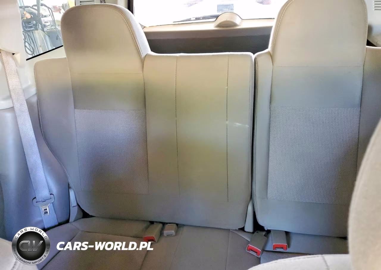 2012 Jeep Patriot Latitude VIN:1C4NJRFB2CD589209 - 10
