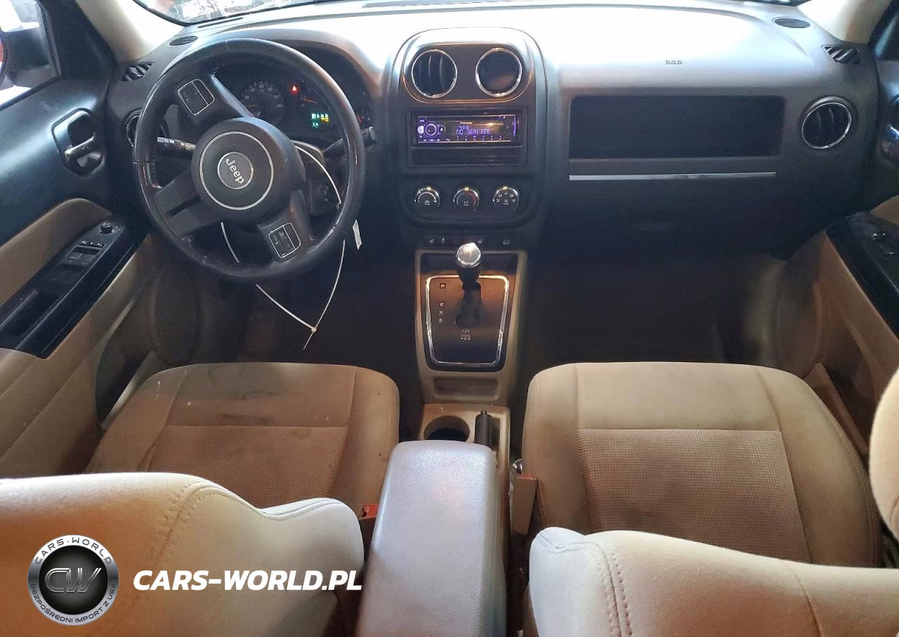 2012 Jeep Patriot Latitude VIN:1C4NJRFB2CD589209 - 8