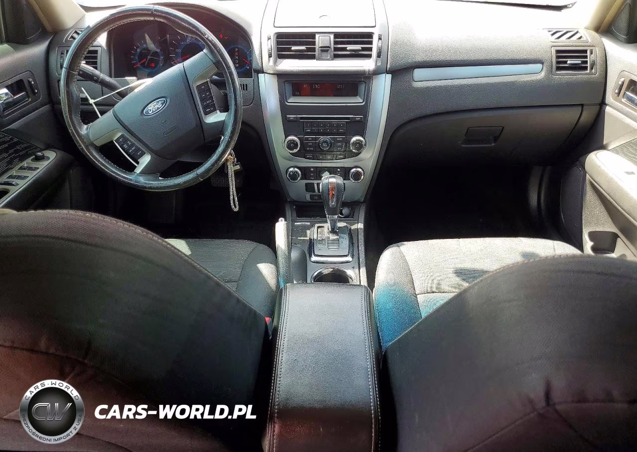 FORD FUSION SE VIN:3FAHP0HA8BR334863 - 8