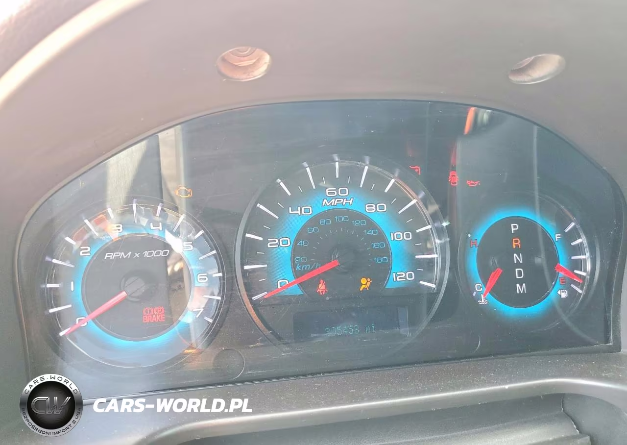 FORD FUSION SE VIN:3FAHP0HA8BR334863 - 9