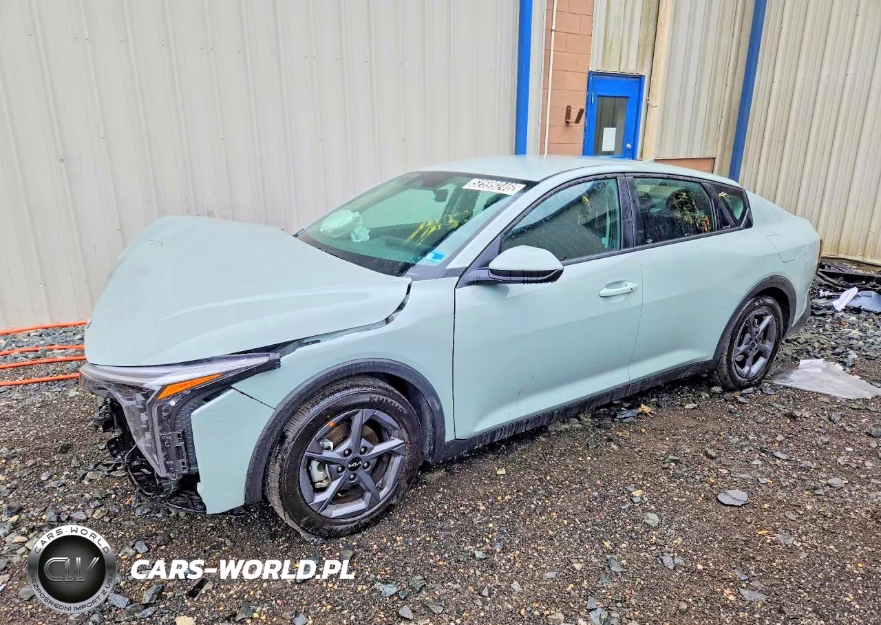 2026 Kia K4 Lxs – zdjęcie 1 z 12