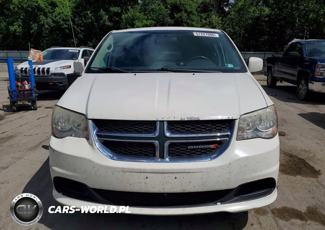 2013 Dodge Grand Caravan Sxt VIN:2C4RDGCG1DR786819 - 5