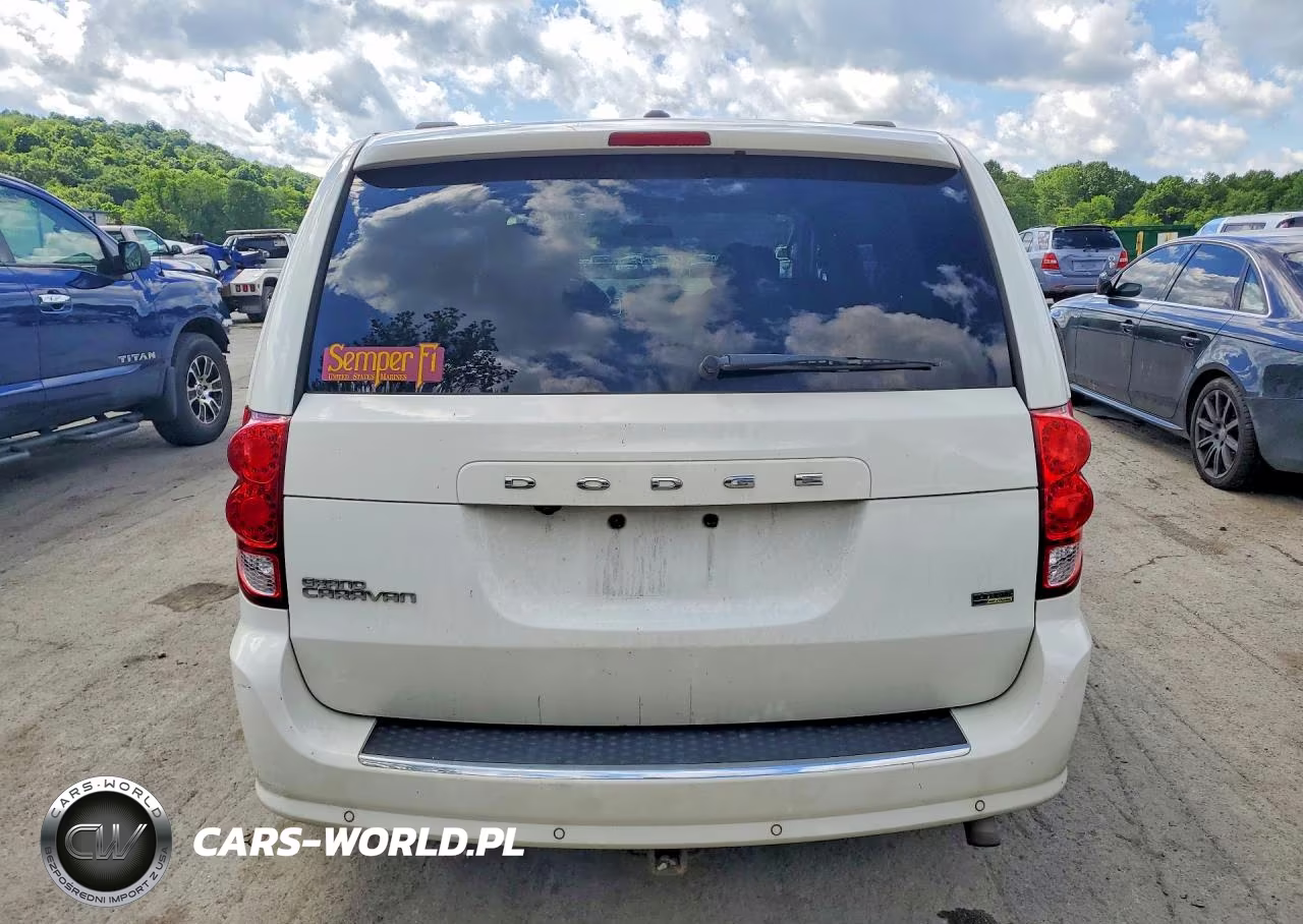 2013 Dodge Grand Caravan Sxt VIN:2C4RDGCG1DR786819 - 6