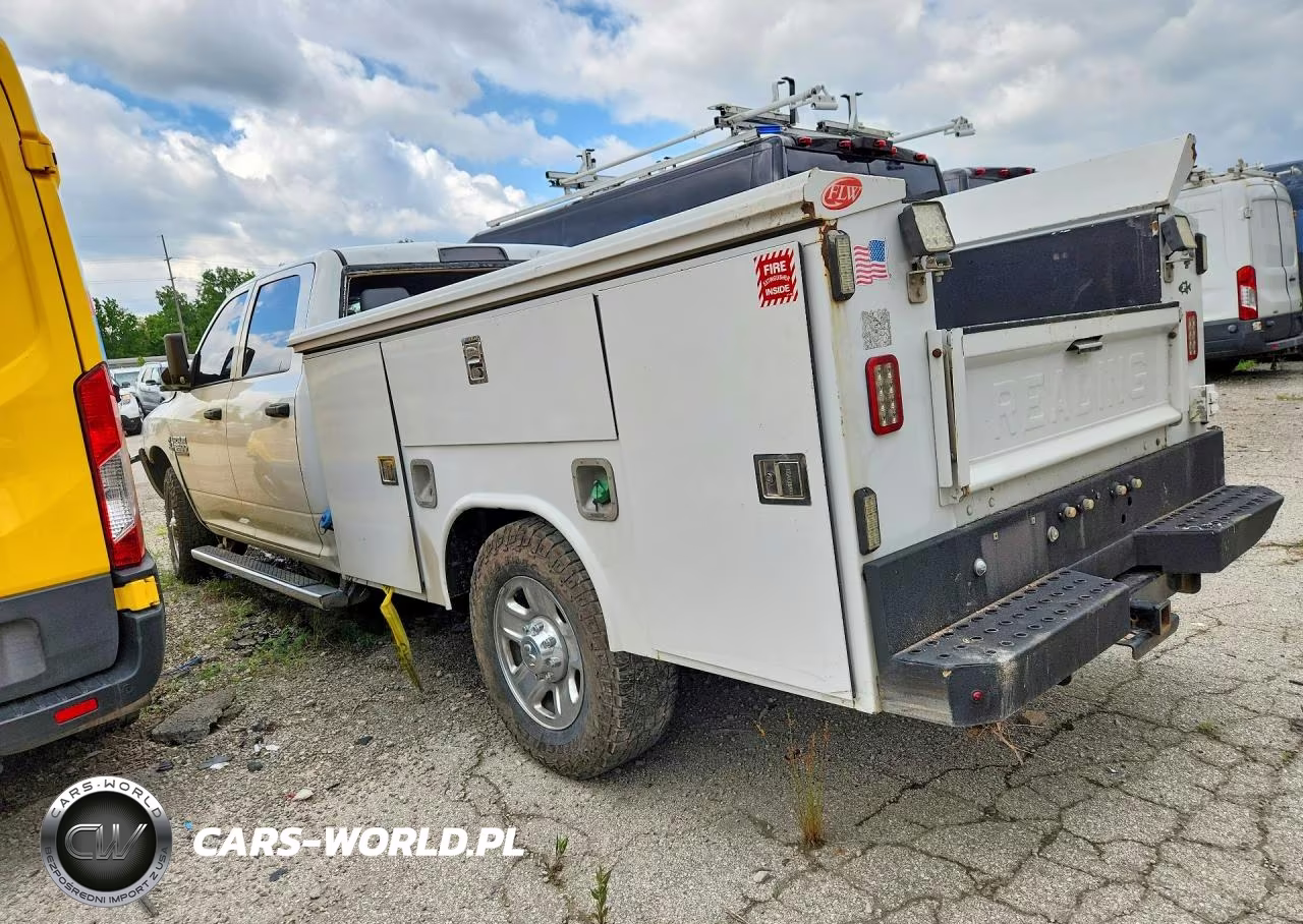 2018 Ram 3500 VIN:3C7WR9CL4JG140899 - 2