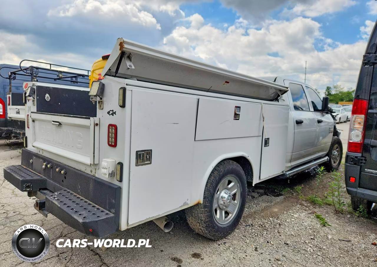 2018 Ram 3500 VIN:3C7WR9CL4JG140899 - 3