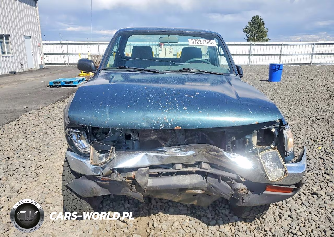 1995 Toyota Tacoma VIN:4TAUN61C2SZ018783 - 5