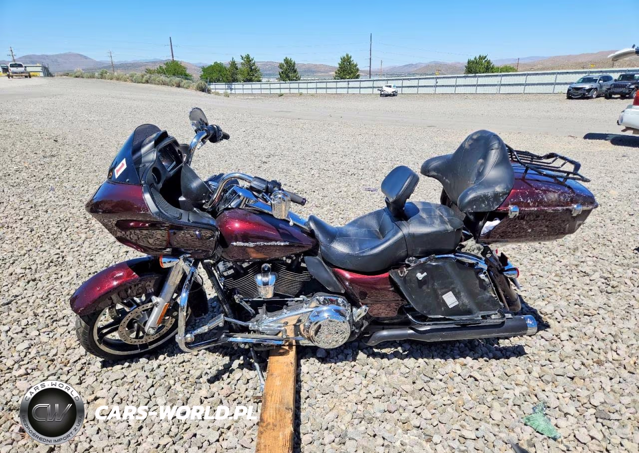 2018 Harley-Davidson Fltrx Road Glide VIN:1HD1KHC30JB612898 - 3