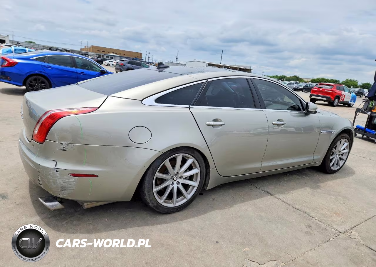 2013 Jaguar Xj VIN:SAJWA1C77D8V56952 - 3