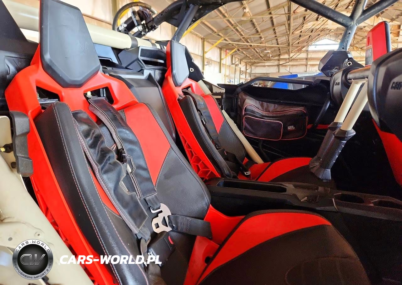2022 Can Am Maverick X3 Utility Vehicle VIN:3JBVNAV2XNE001715 - 6