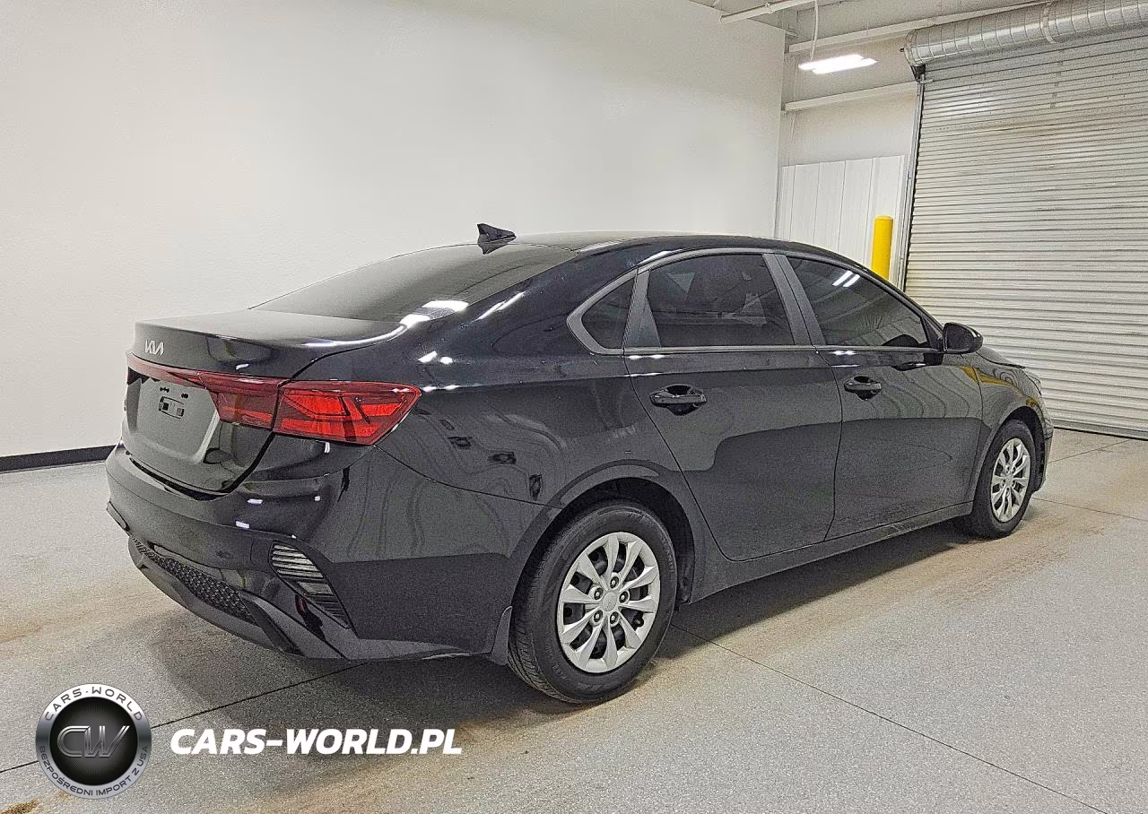 2023 Kia Forte Lx VIN:3KPF24AD0PE550779 - 3