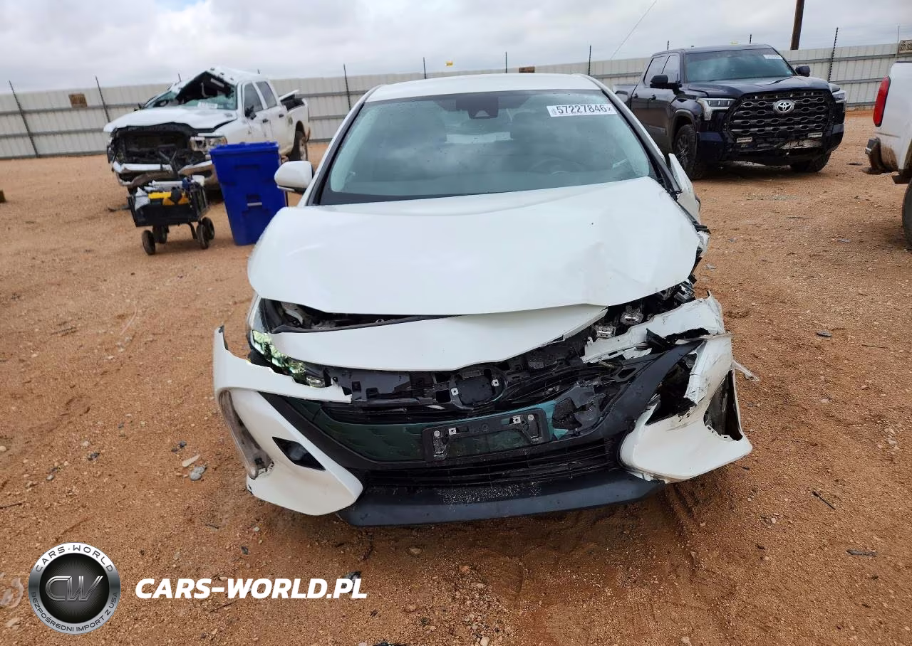2019 Toyota Prius Prime Plus VIN:JTDKARFP4K3113773 - 5