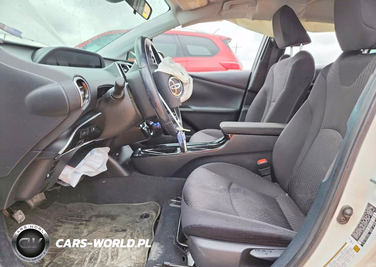 2019 Toyota Prius Prime Plus VIN:JTDKARFP4K3113773 - 7