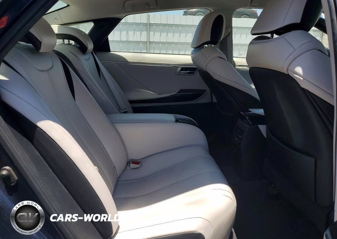 2018 Toyota Mirai Base VIN:JTDBVRBD7JA004525 - 10