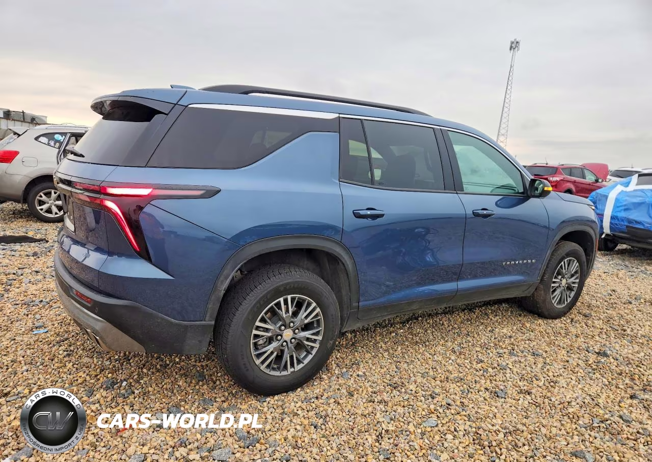 2025 Chevrolet Traverse Lt VIN:1GNERGRS6SJ141393 - 3