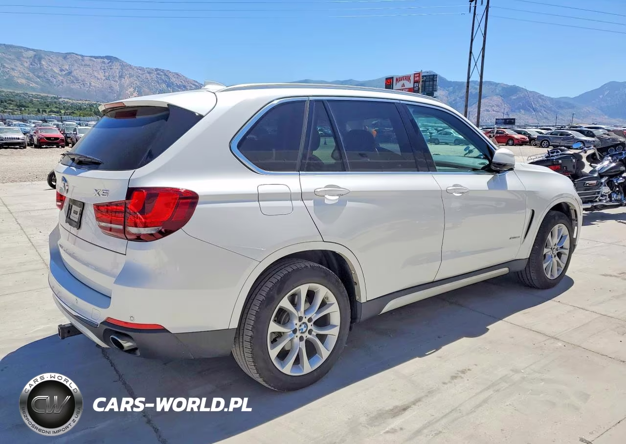 2015 BMW X5 xDrive35I VIN:5UXKR0C53F0K64858 - 3